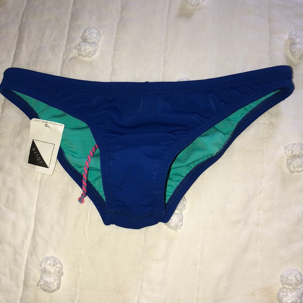Jolyn bottoms NWT (M)